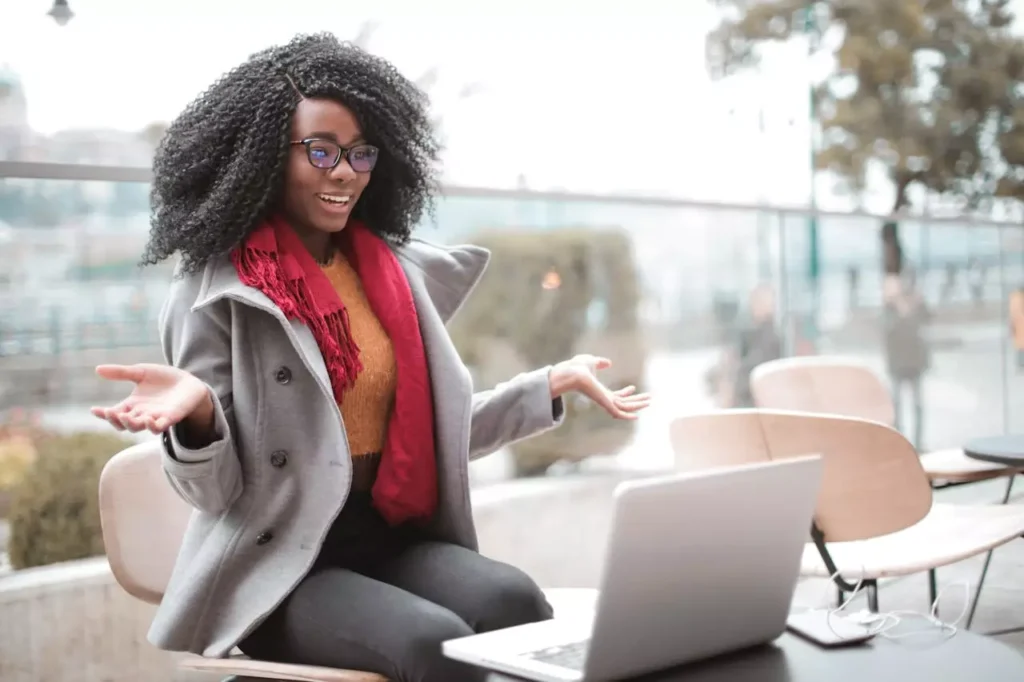 KlicSite - Que son chatbots y asistentes virtuales